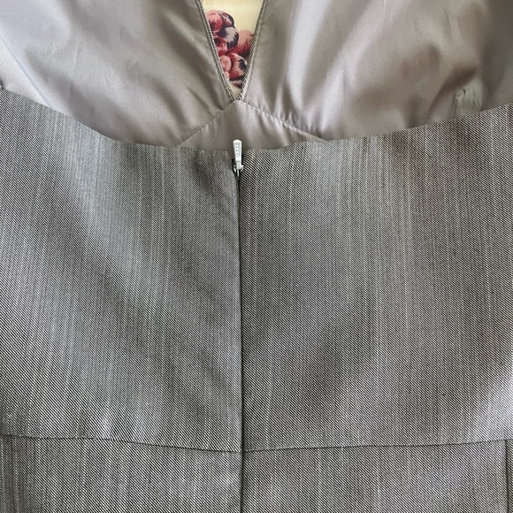 Black Halo Womens Open Back V Neck Gray Ruched Sheath Dress Size 4 - Picture 3 of 6